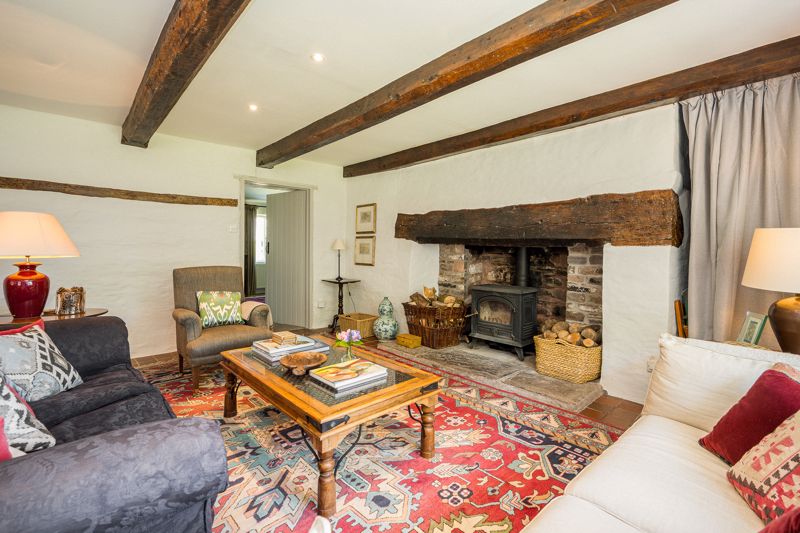 Drawing Room- click for photo gallery